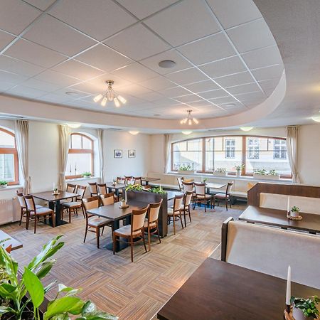 Hotel Artaban Zirovnice Экстерьер фото
